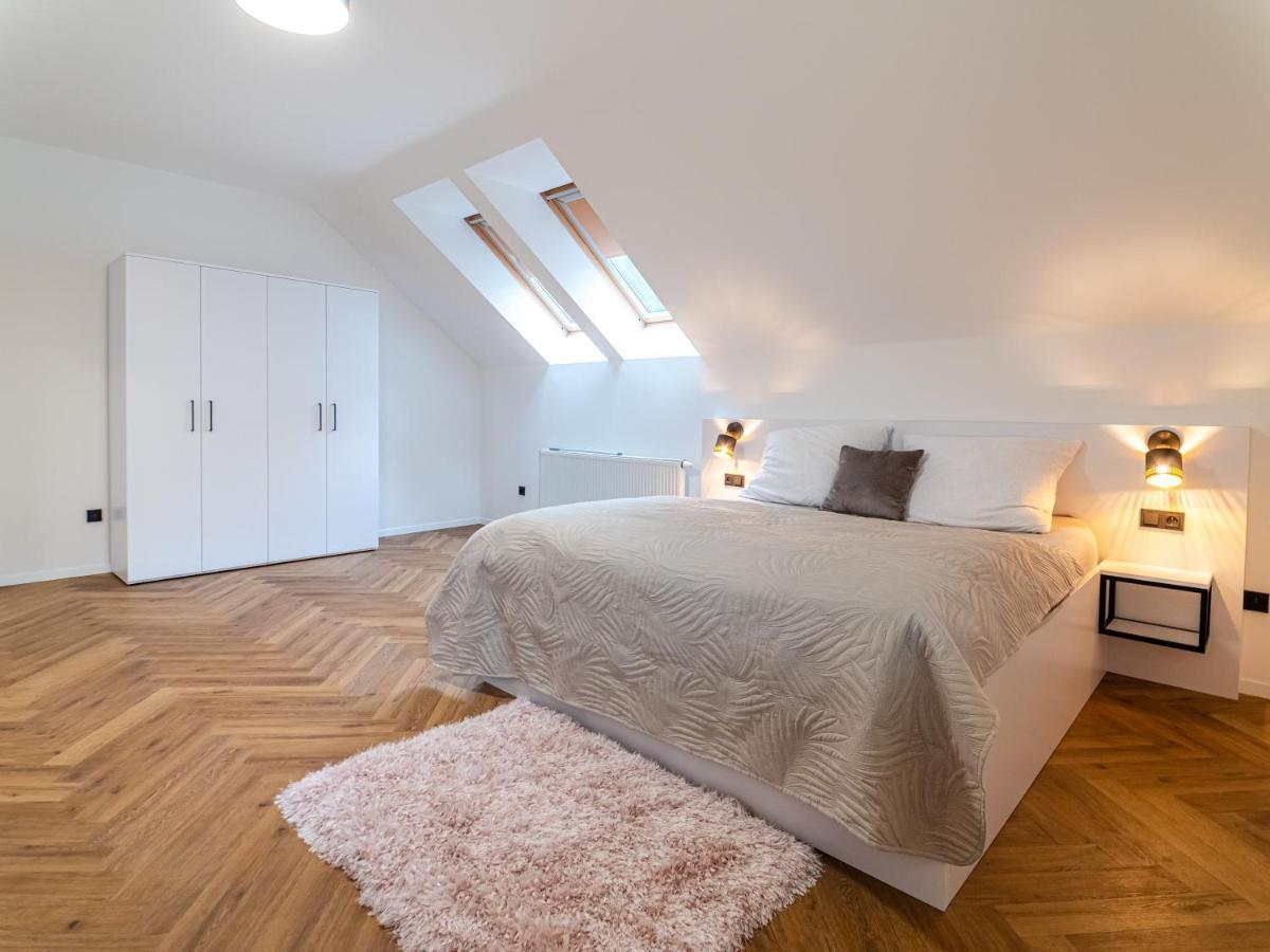 Villa U Zamku Sobotin Экстерьер фото